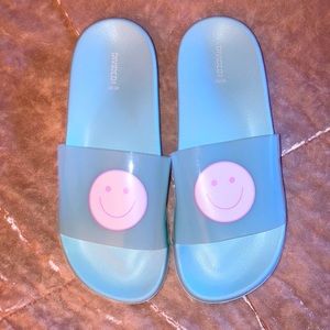 H&M Divided slides/pool shoes new